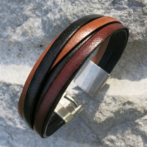 Lederarmbänder 